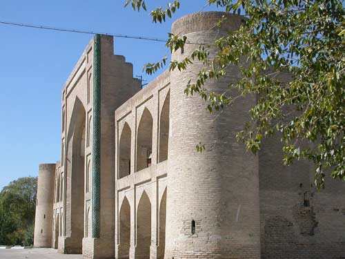 Mullo Tursunjon Medresse