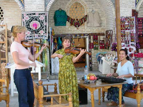 Nadir Diwan-Begi Medresse