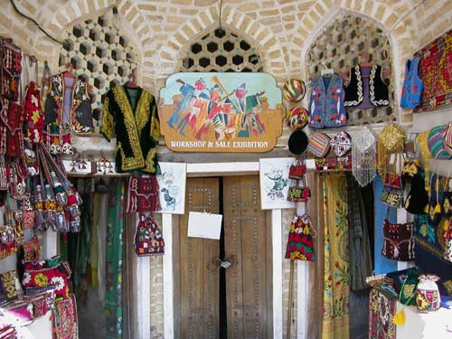 Nadir Diwan-Begi Medresse