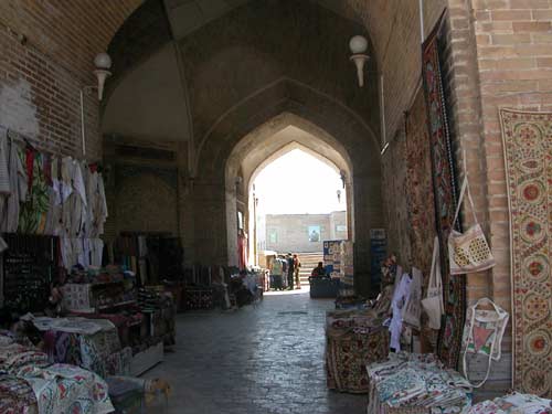 Tak-i Sarrafon Basar