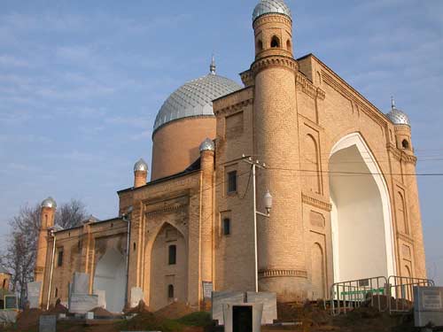mausoleum of Sheikh Zaynudin Bobo